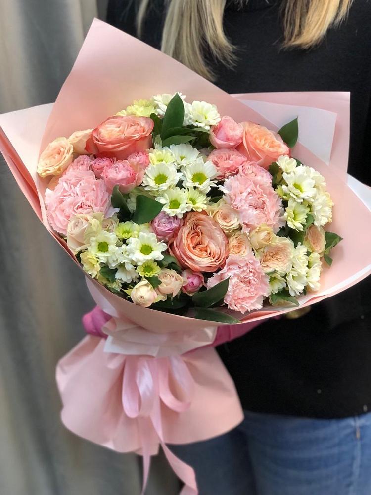 Букет цветов из: Гвоздики, Розы и Хризантемы в Койгородке