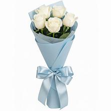 Букет 5 Белых роз Проуд в Койгородке