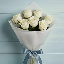 Букет 7 Белых роз Эдлесс Лав в Койгородке