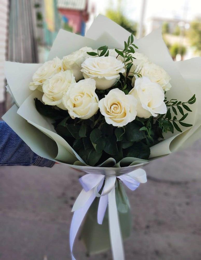 Букет Белые розы Проуд в Койгородке