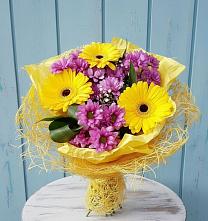 Букет цветов из:  Хризантемы и Герберы в Койгородке