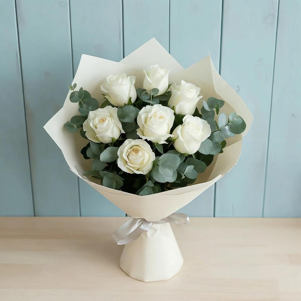 Букет Белые розы в Эвкалипте в Койгородке