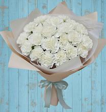 Букет цветов из:  Гвоздики в Койгородке
