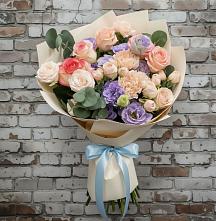 Букет цветов из:  Розы, Лизиантусы и Гвоздики #REPLACE_PRED# Койгородке