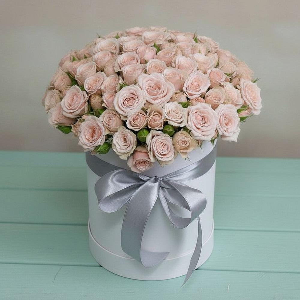 Цветочная композиция из Розы в шляпной коробке в Койгородке